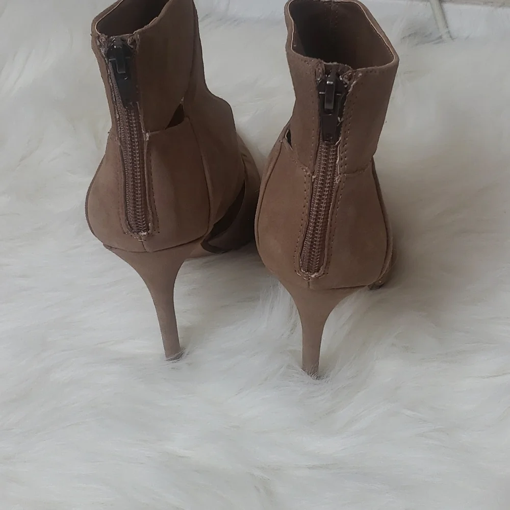 Steve Madden high heel ankle booties - Picture 5 of 6